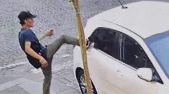 A Napoli Vetri Infranti E Auto