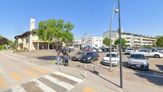 Aggressione Fuori Da Un Incont