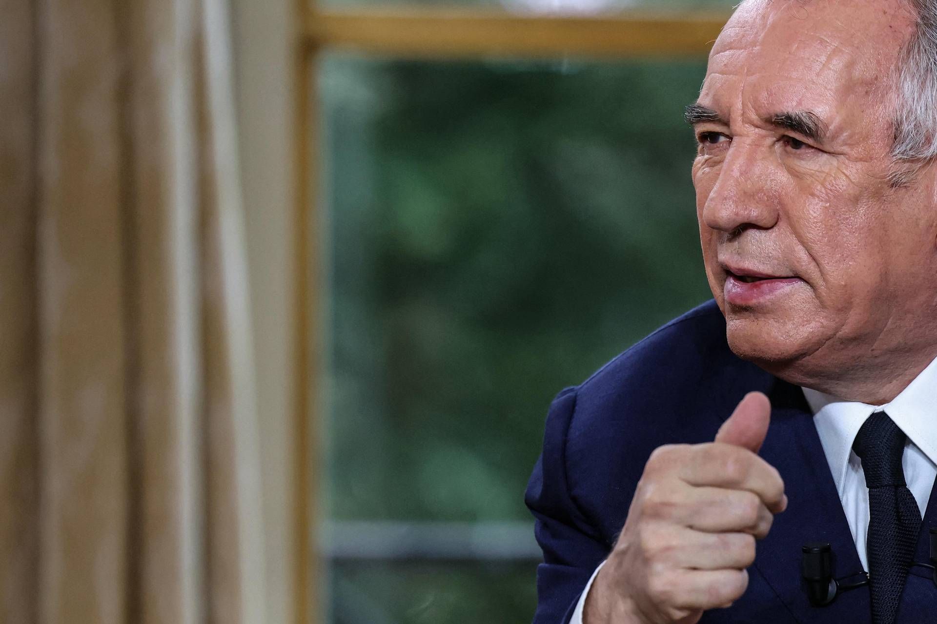 Bayrou Sotto Attacco Dopo Inte