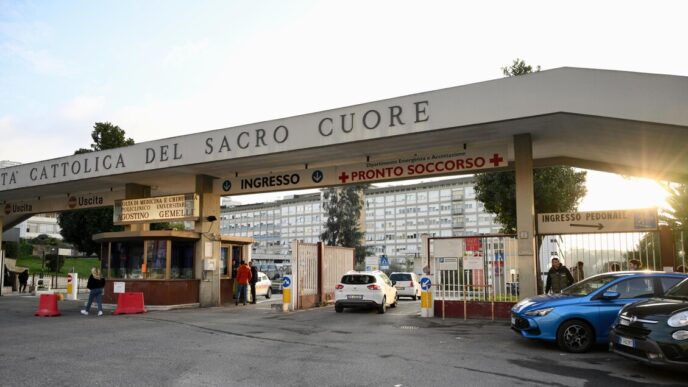 Bimbo Di 2 Anni Cade Da Une28099Aut