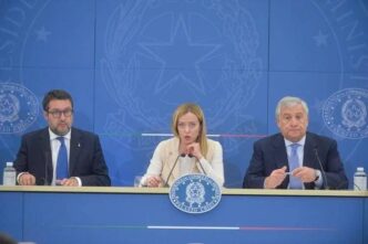Centrodestra In Difficoltc3A0 Per