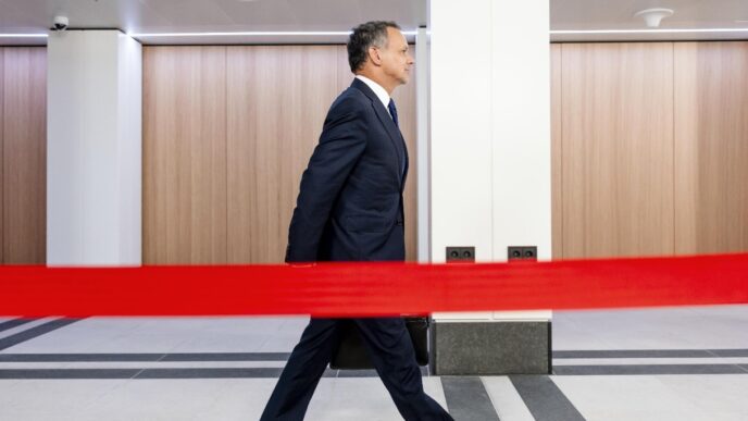 Dimissioni Del Ministro Degli