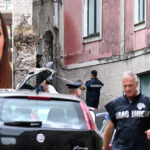 Donna Trovata Morta In Casa A Montecorvino Rovella: Indagini Serrate Su Femminicidio E Fuga Del Compagno