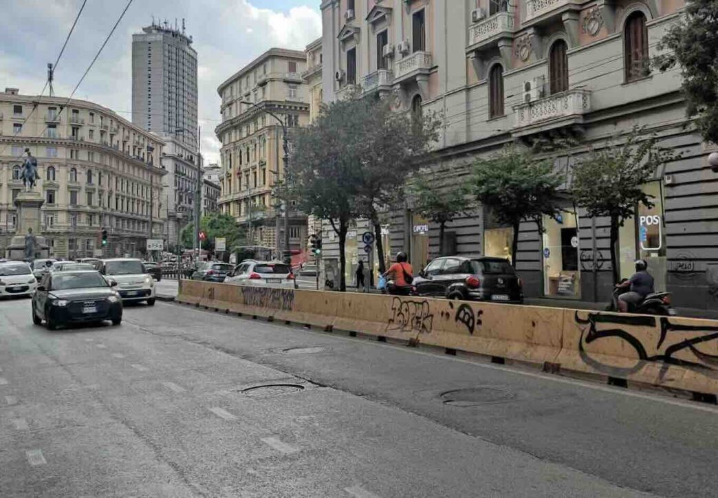 Due Ladri Fermati A Napoli Dop