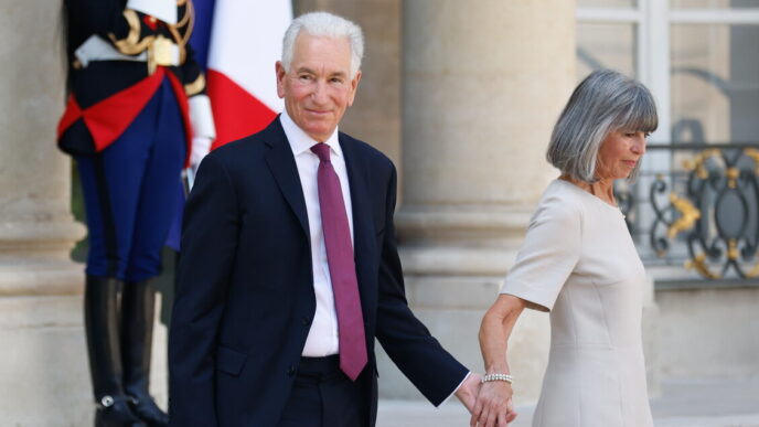 Francia Convoca Ambasciatore U