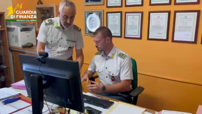 Gip Di Palmi Dispone Tre Inter