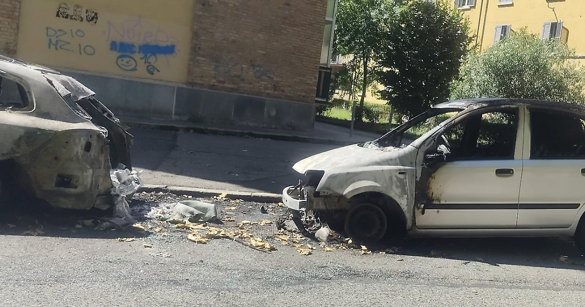 Incendio Doloso Nel Quartiere