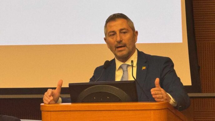 Le28099Universitc3A0 Della Tuscia Apre