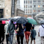 Maltempo al Nord Italia: Nubifragi e Ciclone Erin causano Allerta Rossa e Disagi mentre al Sud resta il Caldo Intenso