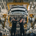 Mercato auto Europa occidentale luglio 2025: vendite in leggero rialzo e pressioni sulla quota di stellantis