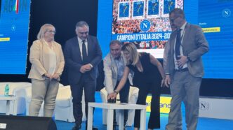 Nuovo Francobollo Celebra La V