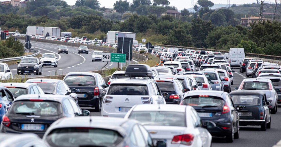 Oltre 18 Milioni Di Italiani P