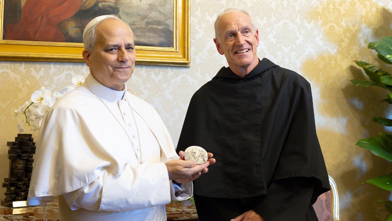 Papa Leone Xiv Riceve La Medag