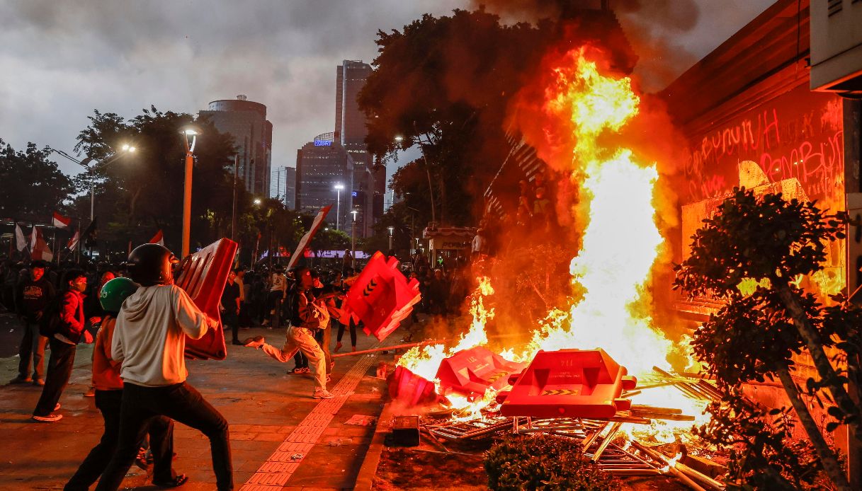 Proteste E Violenze In Indones