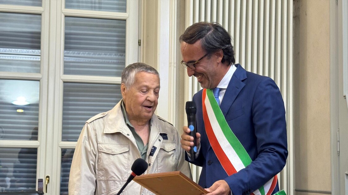 Renato Pozzetto Riceve Cittadi