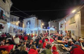Rocca Di Mezzo2C Natale Ad Agos