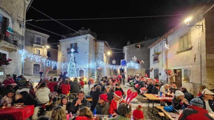 Rocca Di Mezzo2C Natale Ad Agos