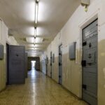 Scontri Nel Carcere Di Vibo Valentia: Detenuti Africani Aggrediscono Agenti Con Olio Bollente E Armi Improvvisate