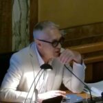 Scontro Fisico Durante Il Consiglio Comunale Di Latina Su Modifica Contratto Abc