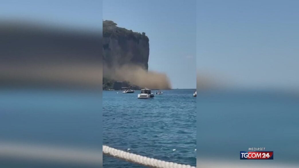 Smottamento Sul Costone Di Vic