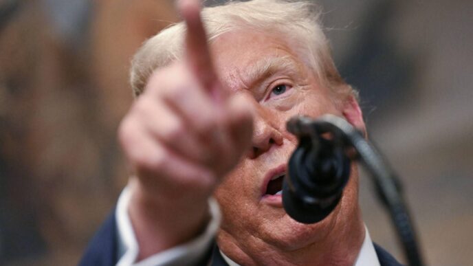 Trump Minaccia Di Revocare Lic