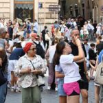 Turismo Estivo In Italia, Numeri A Confronto: Viminale Parla Di Crescita, Federalberghi Di Calo