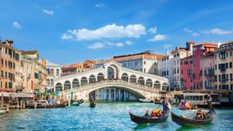 Venezia Tra Caos Turistico E T