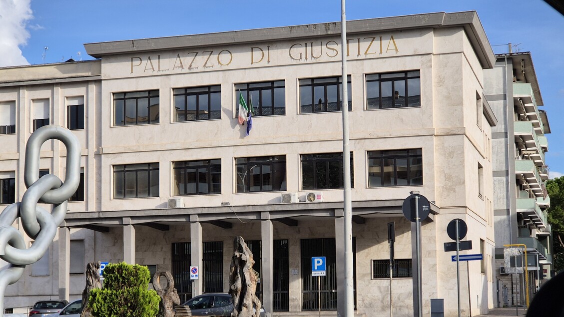 12Enne Vittima Di Violenze Rip