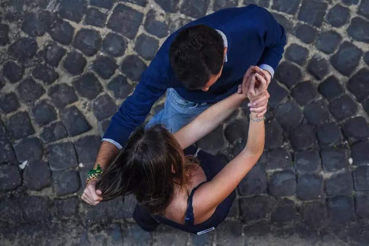 62Enne Di Napoli Muore Dopo Un