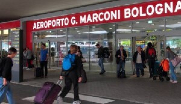 Aeroporto Di Bologna2C Nuovi Sp