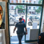 Autopsia prevista sul critico fotografico Rebuzzini trovato agonizzante a Milano, il figlio indagato per omicidio
