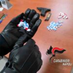 Blitz antidroga a Crispano: arresti e sequestro di cocaina e pistola