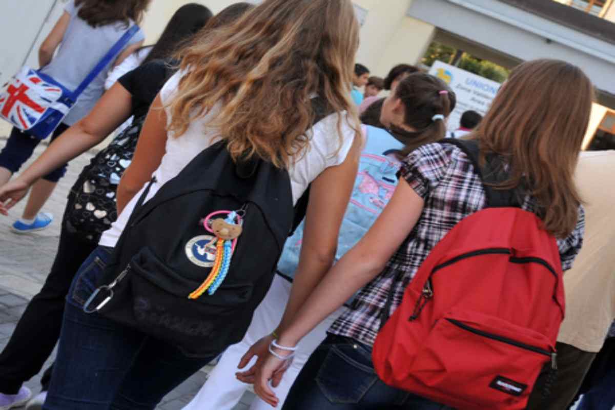 Bocciatura Di Una Studentessa