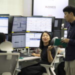 Borse asiatiche in rialzo spinte da attenuazione tensioni sui dazi e attese Fed su tassi