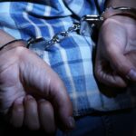Condanna a sei mesi per evasione dai domiciliari dopo tensioni familiari in casa di un parente