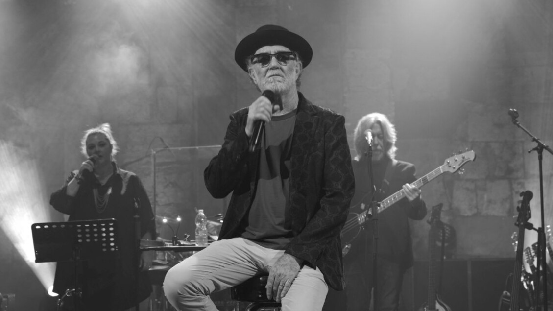 De Gregori E Il Progetto Never