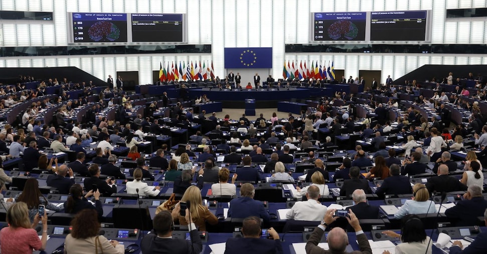 Europarlamento Spaccato Sulla
