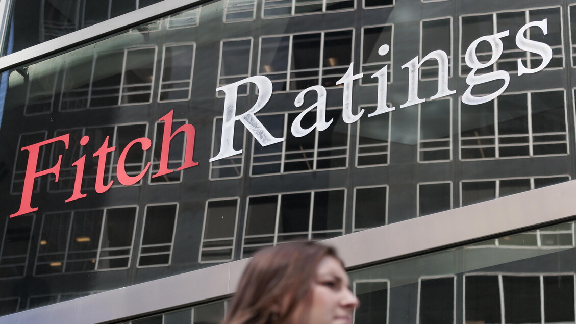 Fitch Taglia Il Rating Della F
