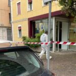 Giampiero Gualandi davanti al tribunale di Bologna: ammette responsabilità ma nega omicidio volontario di Sofia Stefani