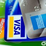 Giovane di Napoli denunciato a Formia per furto e uso illecito di carte bancomat in ospedale