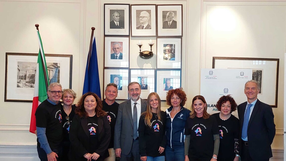 Il Progetto Erasmus2B Di Une28099Ass