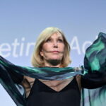 Kim Novak riceve il Leone d’oro alla carriera a Venezia tra omaggi, riflessioni e pittura