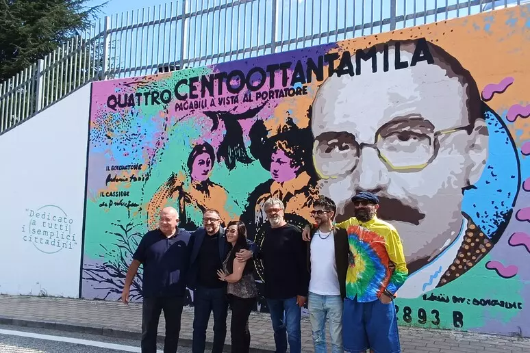 Le28099Aquila Celebra Mario Magnott