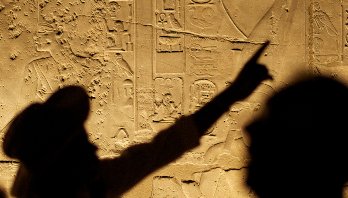 La Stele Di Tolomeo Iii A Tell