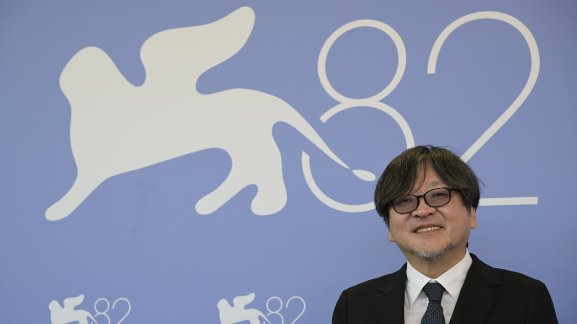 Mamoru Hosoda Porta In Sala Sc