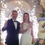 Matrimonio tra la voce del volley Giuseppe Baratta e la laureata Giulia marostica tra le vigne di cori