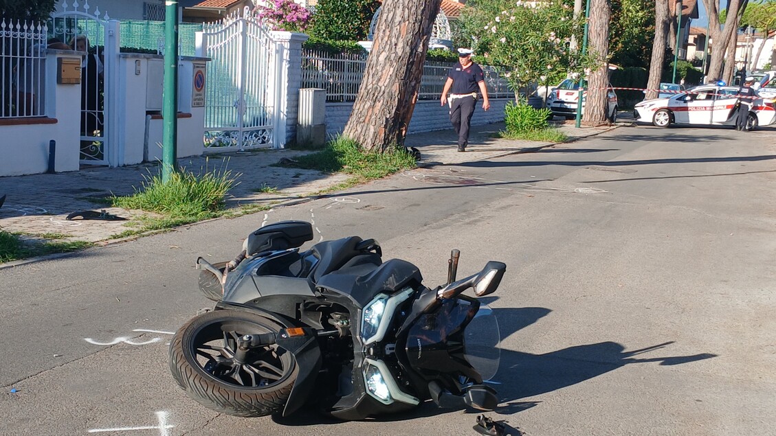 Morto A Lido Di Camaiore Bagni