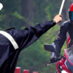 Motociclista pizzicato a 160 km/h a Leinì: multa salata e sospensione patente in centro abitato