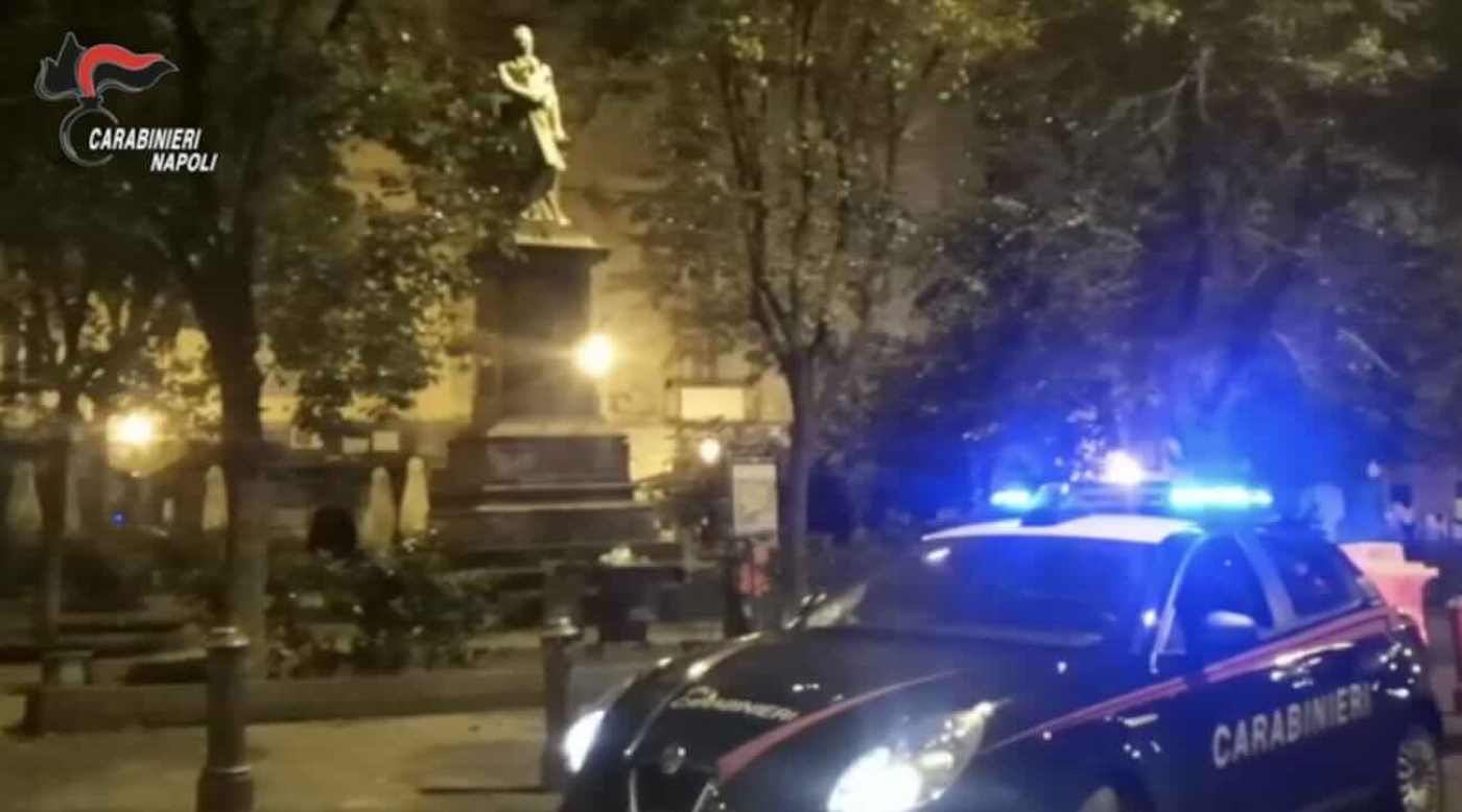 Movida Napoletana Al Centro Di