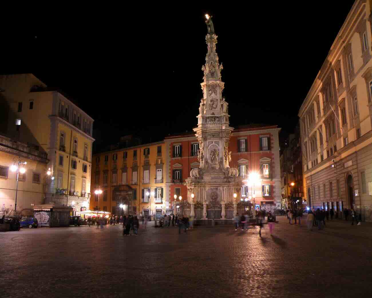 Notte Di Violenza A Napoli3A Qu